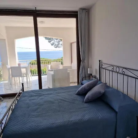La Finestra Sul Golfo Guest house
